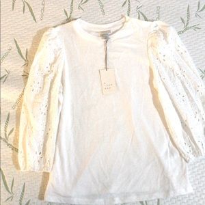 Puff sleeve shirt